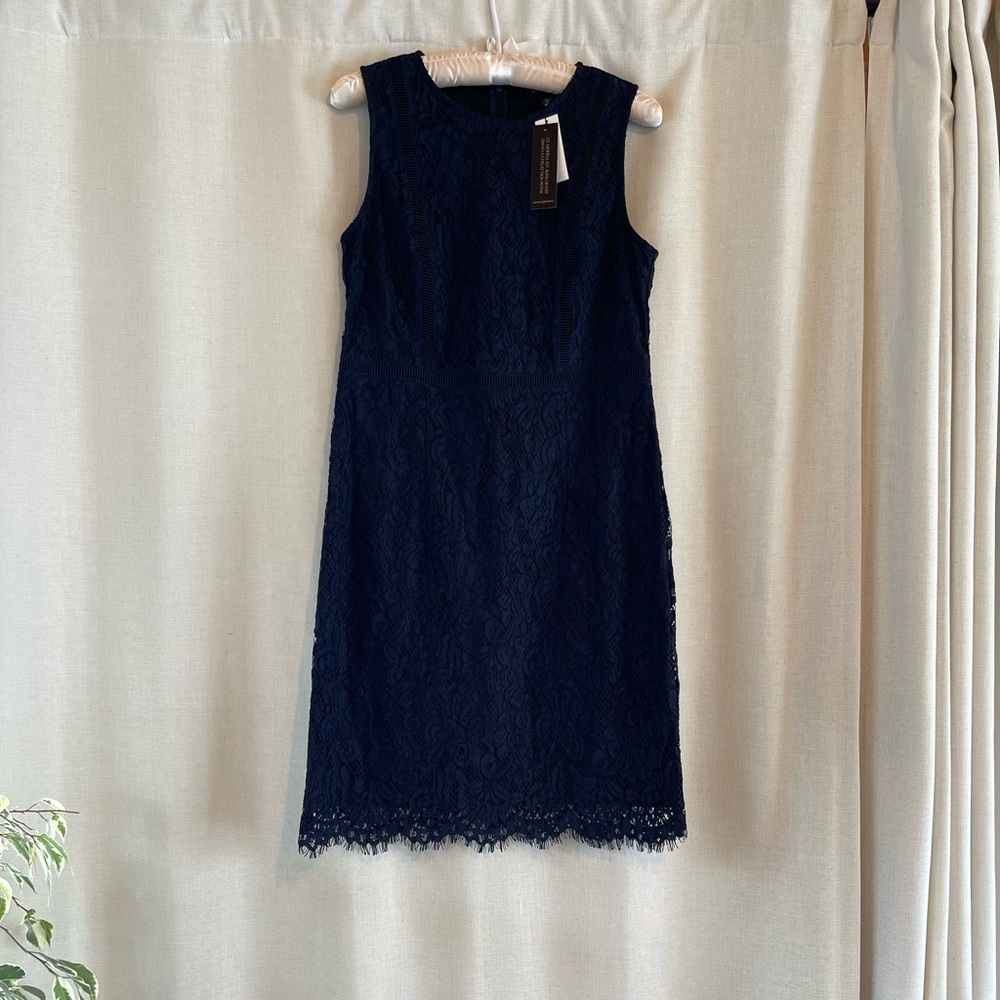 Banana Republic Factory navy blue lace sheath dress. Size 6